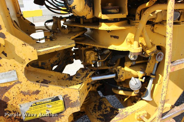 image for item DB0079 1985 Caterpillar 936 wheel loader