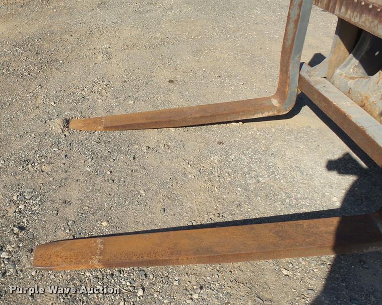 image for item DB0080 2003 Volvo L70E wheel loader