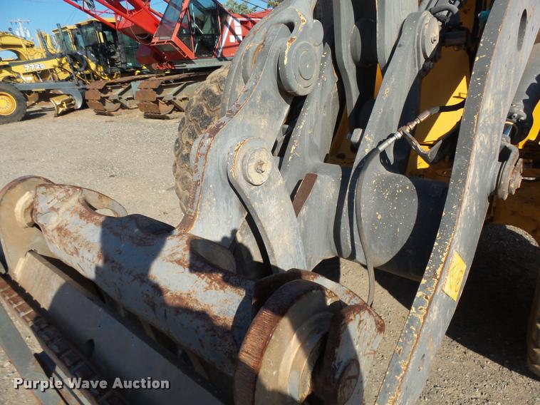 image for item DB0080 2003 Volvo L70E wheel loader