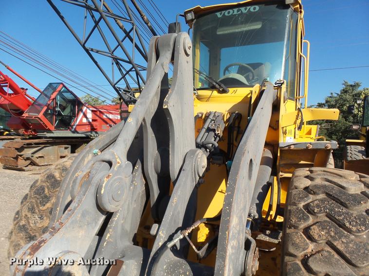image for item DB0080 2003 Volvo L70E wheel loader