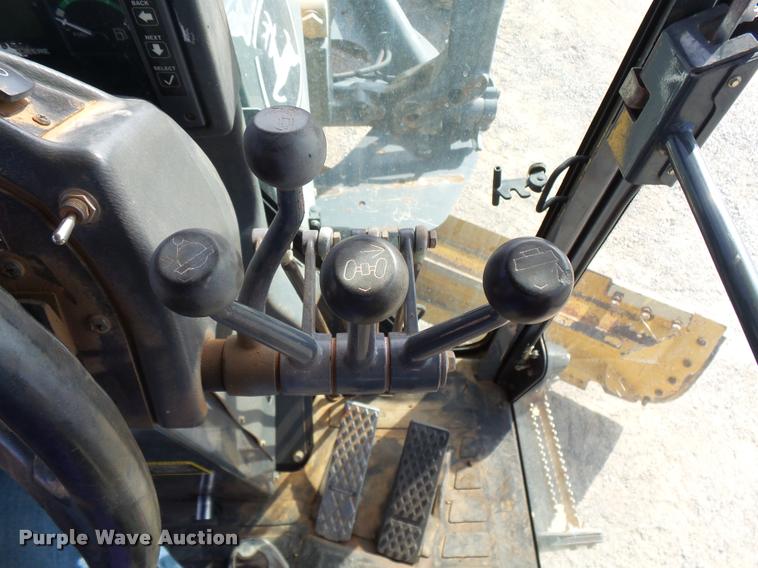 image for item DB0081 2007 John Deere 772D motor grader