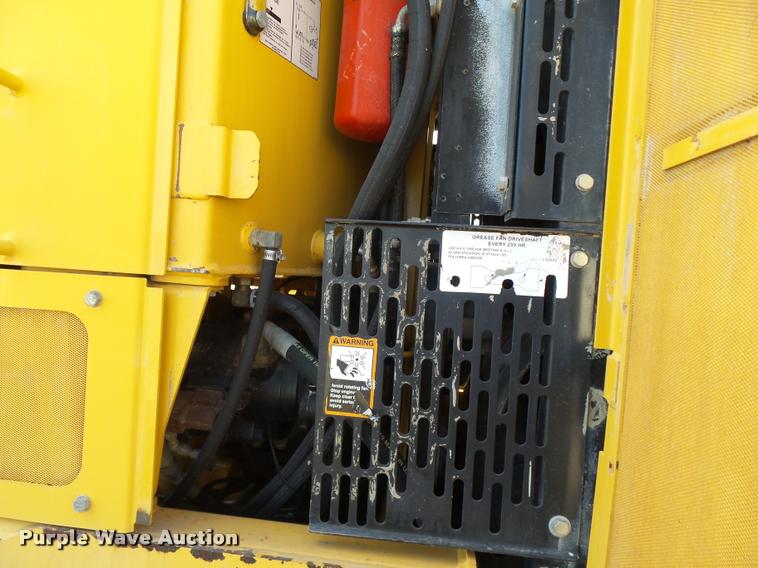 image for item DB0081 2007 John Deere 772D motor grader