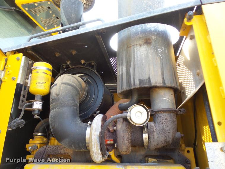 image for item DB0081 2007 John Deere 772D motor grader