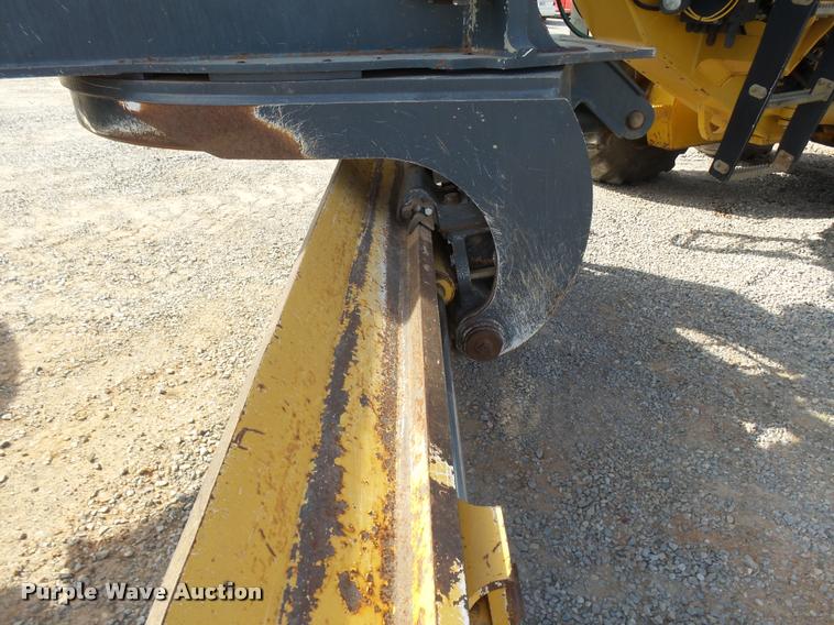 image for item DB0081 2007 John Deere 772D motor grader