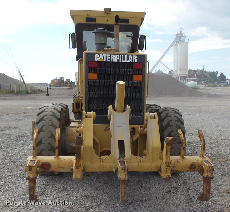 image for item DB0082 2002 Caterpillar 140H VHP motor grader