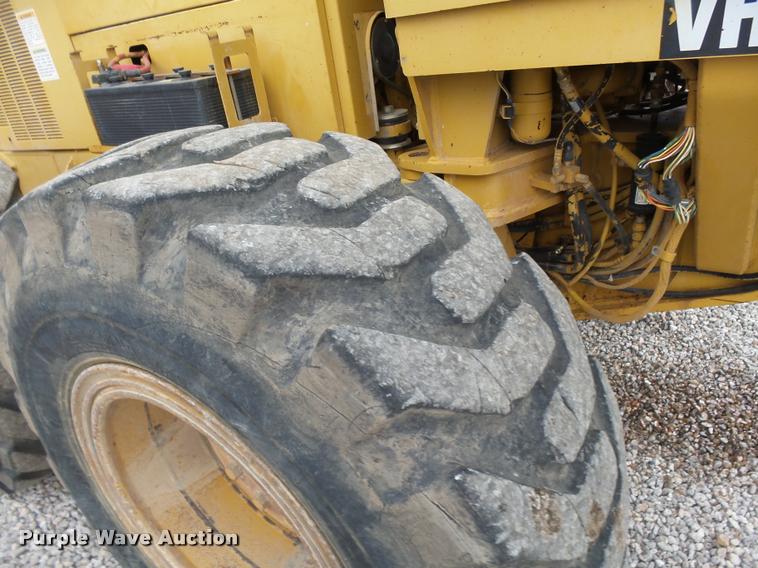 image for item DB0082 2002 Caterpillar 140H VHP motor grader