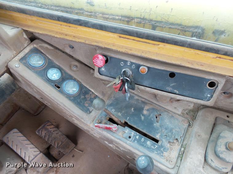 image for item DB0083 1987 Caterpillar 631E conventional scraper