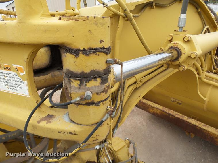 image for item DB0083 1987 Caterpillar 631E conventional scraper