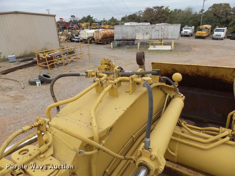 image for item DB0083 1987 Caterpillar 631E conventional scraper