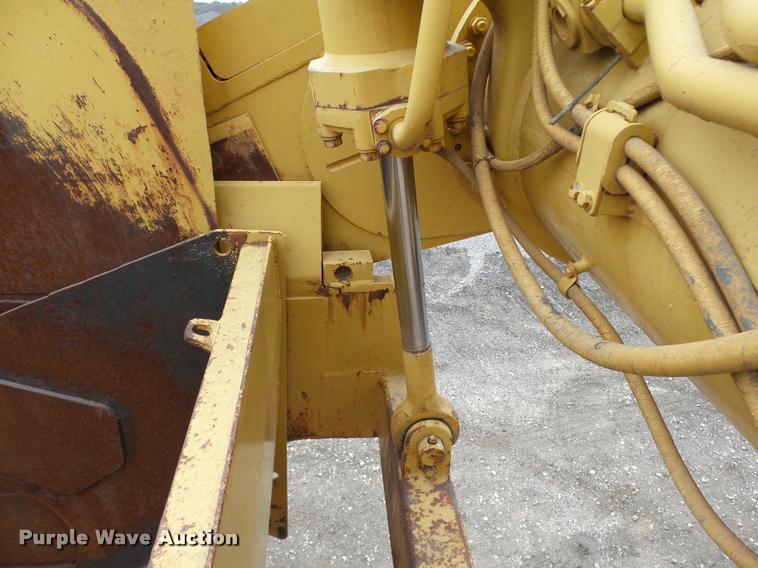 image for item DB0083 1987 Caterpillar 631E conventional scraper