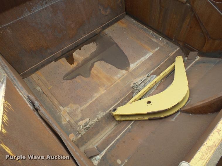 image for item DB0083 1987 Caterpillar 631E conventional scraper