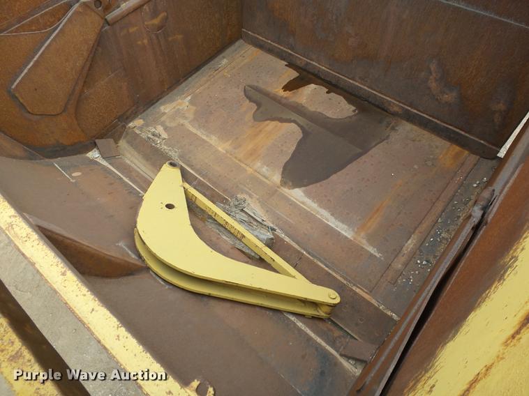 image for item DB0083 1987 Caterpillar 631E conventional scraper
