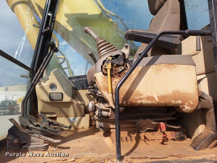 image for item DB0084 2002 Caterpillar 330BL excavator