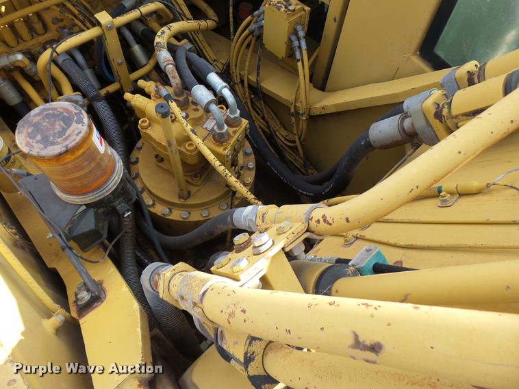 image for item DB0084 2002 Caterpillar 330BL excavator