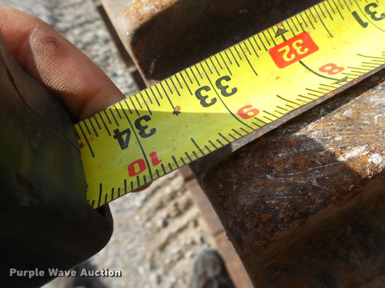 image for item DB0084 2002 Caterpillar 330BL excavator