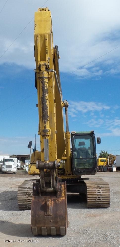 image for item DB0085 2004 Caterpillar 330C L excavator