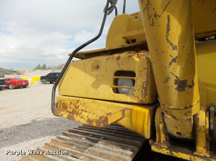 image for item DB0085 2004 Caterpillar 330C L excavator