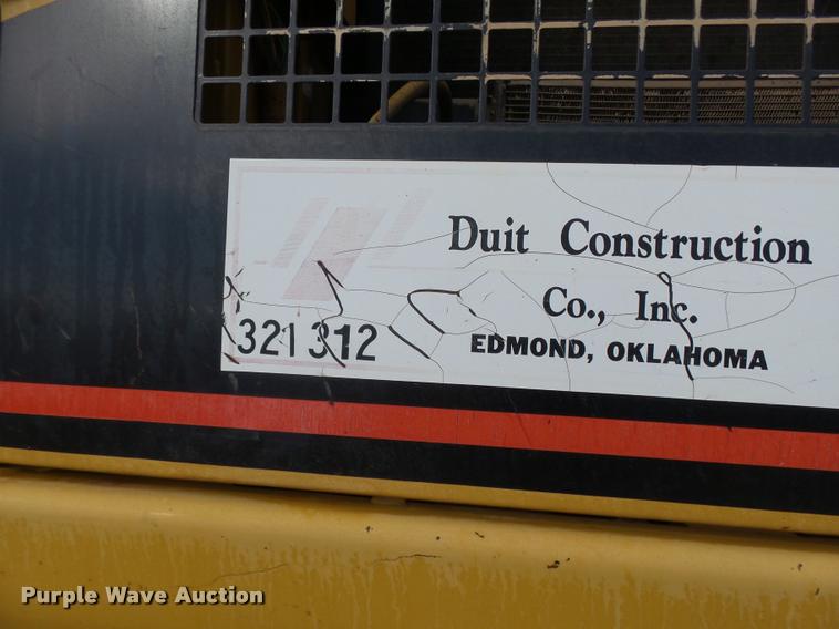 image for item DB0085 2004 Caterpillar 330C L excavator