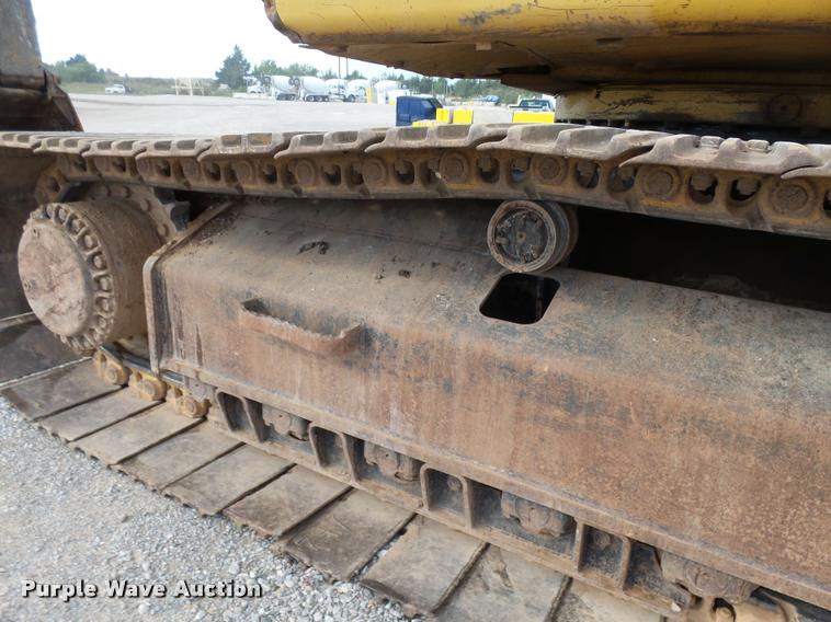 image for item DB0085 2004 Caterpillar 330C L excavator