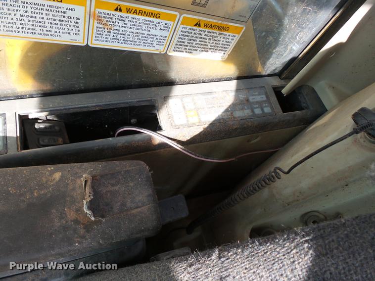 image for item DB0086 2004 Caterpillar 330C L excavator