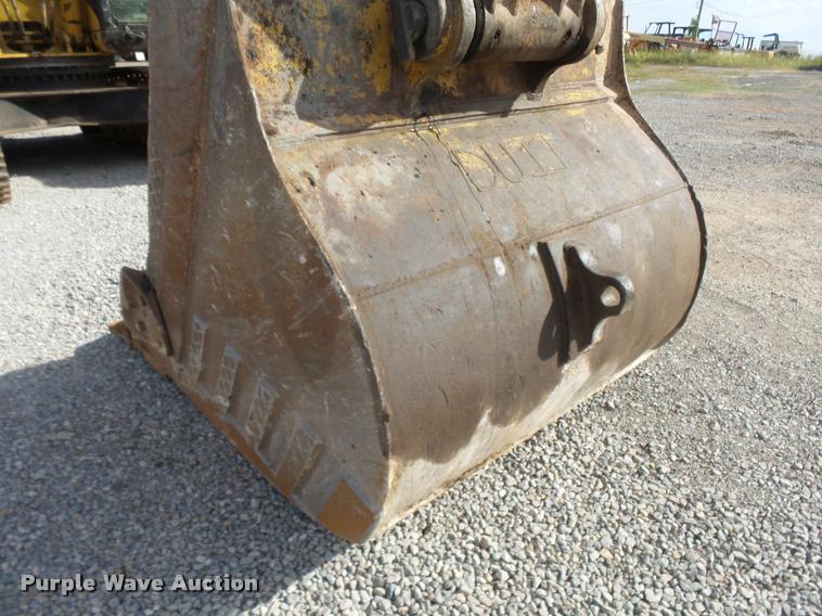 image for item DB0086 2004 Caterpillar 330C L excavator