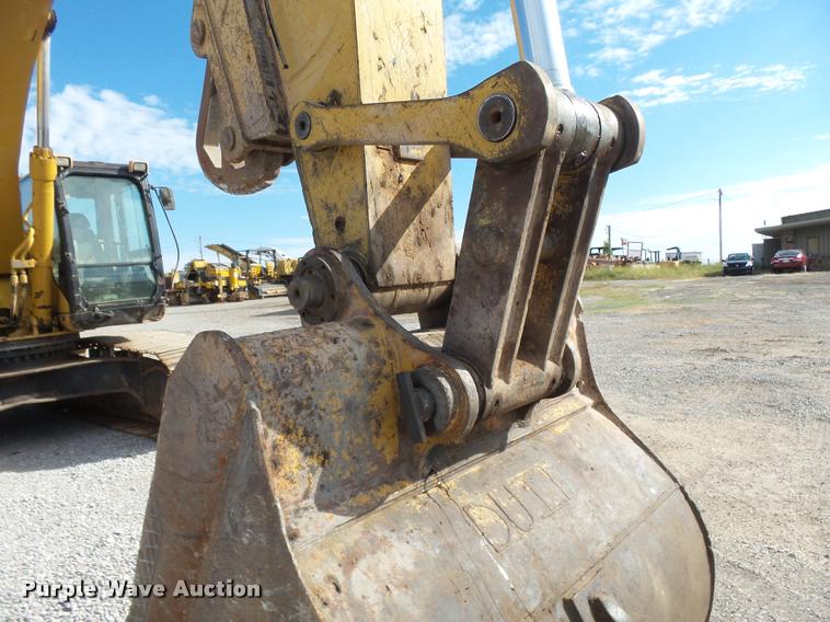 image for item DB0086 2004 Caterpillar 330C L excavator