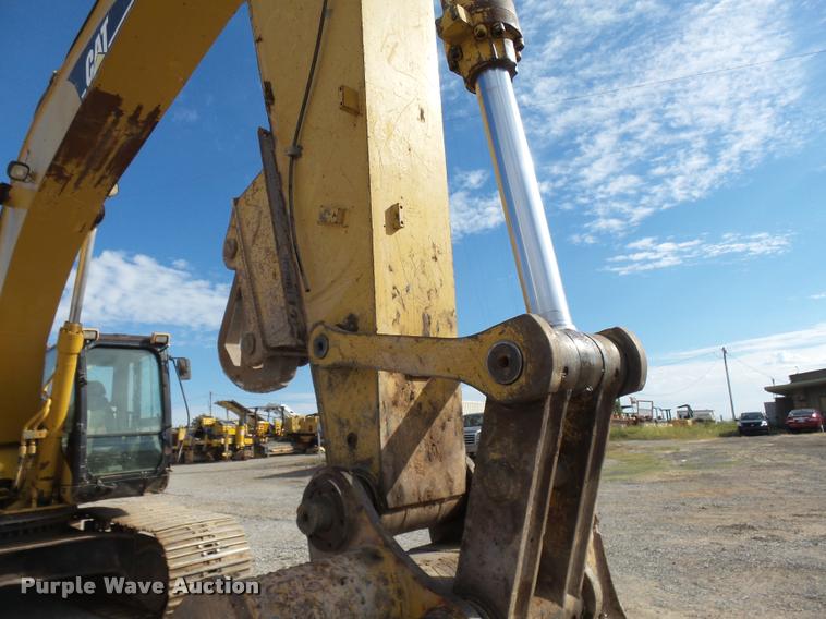 image for item DB0086 2004 Caterpillar 330C L excavator