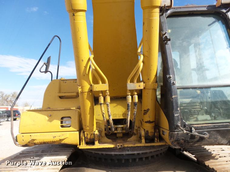 image for item DB0086 2004 Caterpillar 330C L excavator