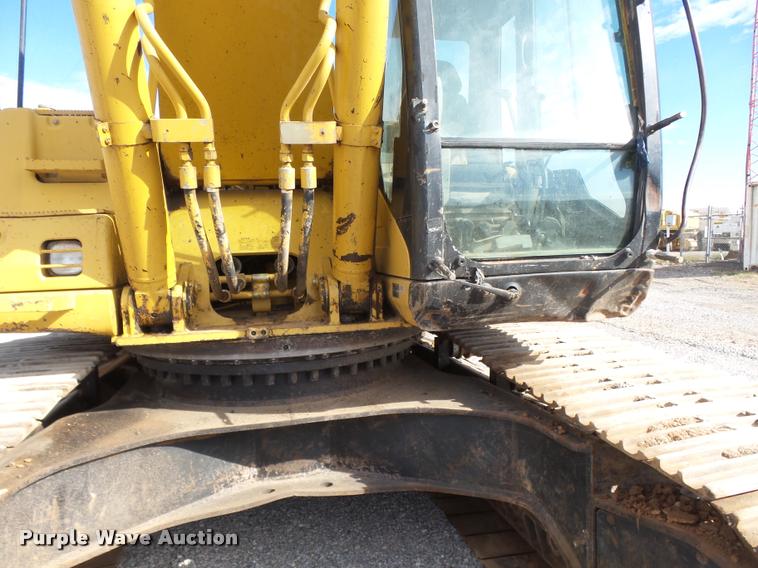 image for item DB0086 2004 Caterpillar 330C L excavator