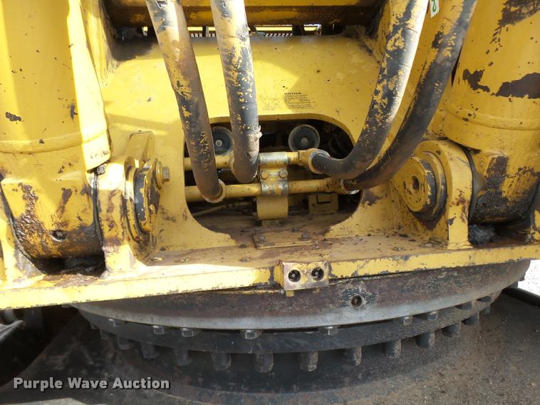 image for item DB0086 2004 Caterpillar 330C L excavator