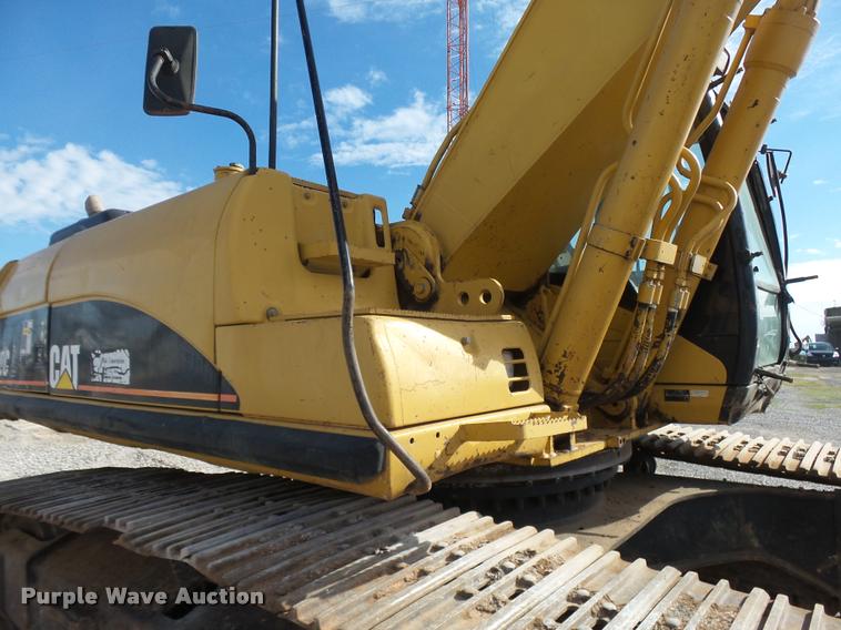 image for item DB0086 2004 Caterpillar 330C L excavator