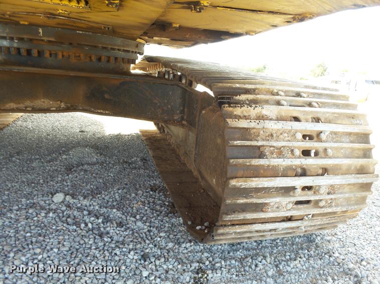image for item DB0086 2004 Caterpillar 330C L excavator