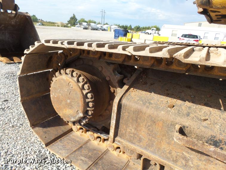 image for item DB0086 2004 Caterpillar 330C L excavator
