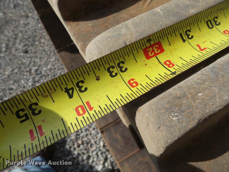 image for item DB0086 2004 Caterpillar 330C L excavator