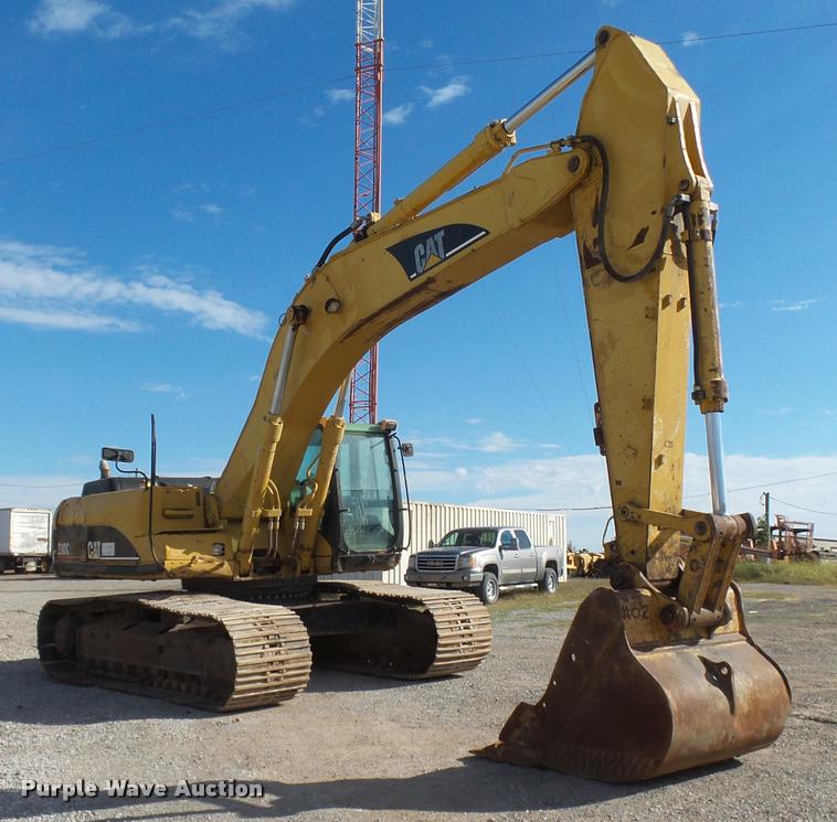image for item DB0087 2004 Caterpillar 330C L excavator