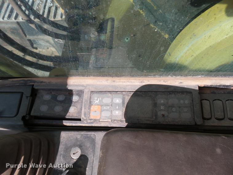 image for item DB0087 2004 Caterpillar 330C L excavator