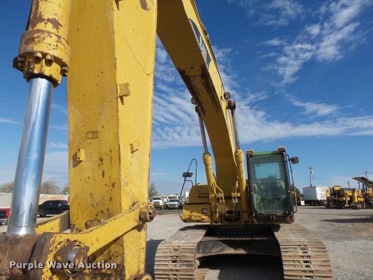 image for item DB0087 2004 Caterpillar 330C L excavator