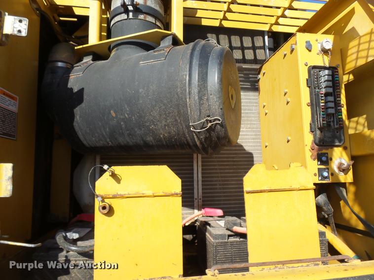 image for item DB0087 2004 Caterpillar 330C L excavator