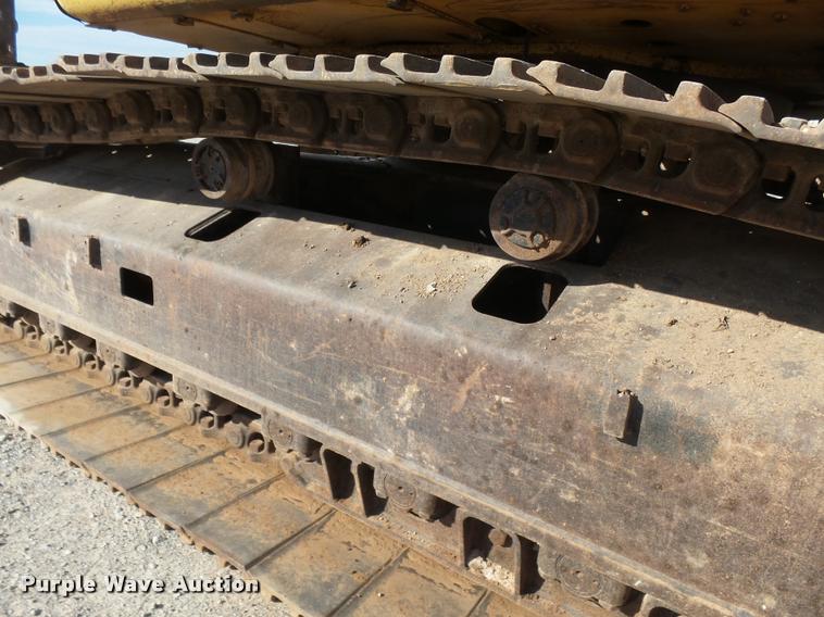 image for item DB0087 2004 Caterpillar 330C L excavator