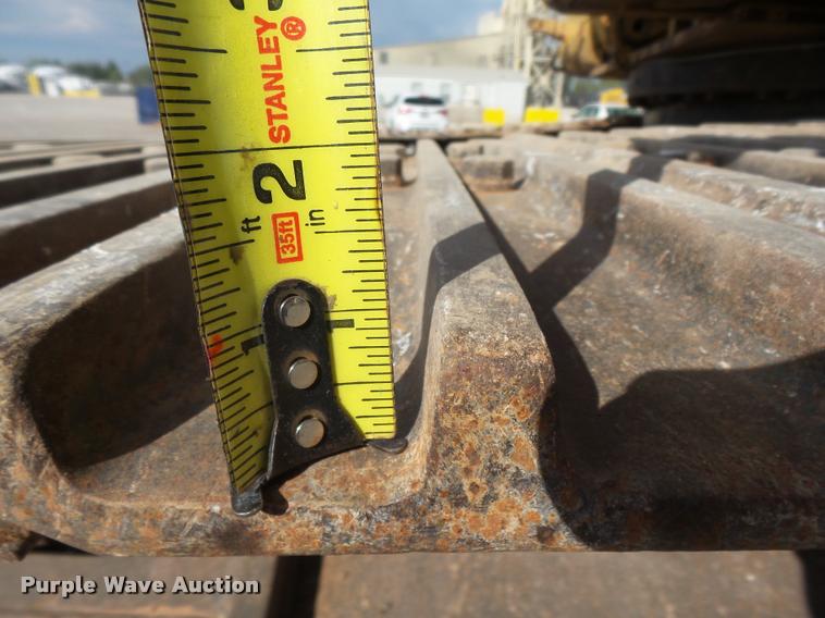 image for item DB0087 2004 Caterpillar 330C L excavator