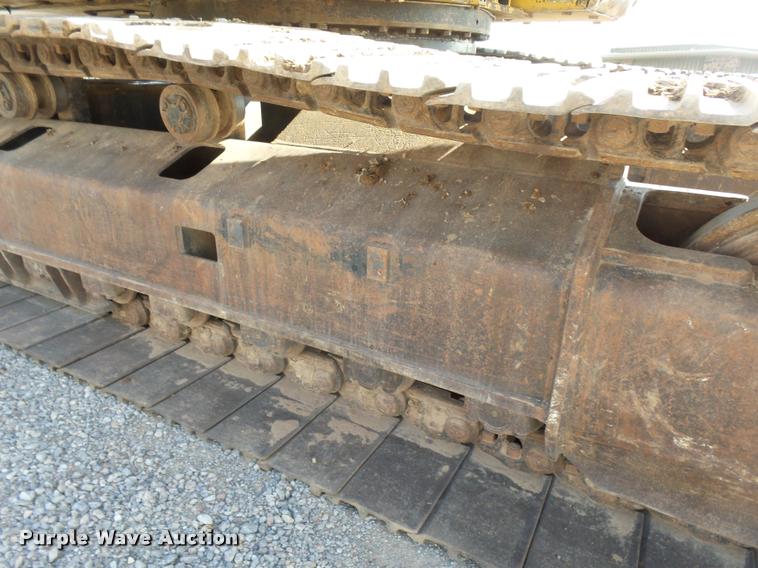 image for item DB0087 2004 Caterpillar 330C L excavator