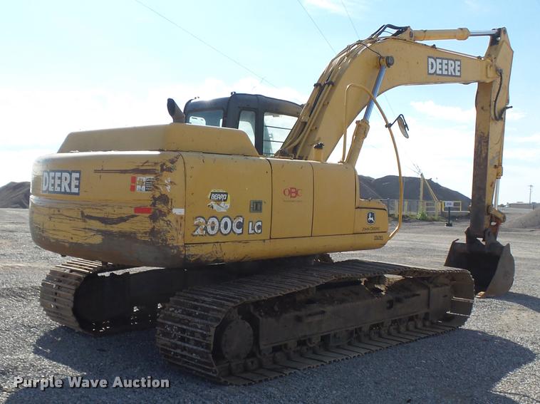 image for item DB0088 2005 John Deere 200C LC excavator