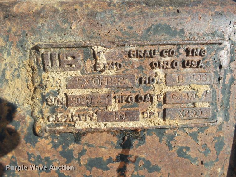 image for item DB0088 2005 John Deere 200C LC excavator