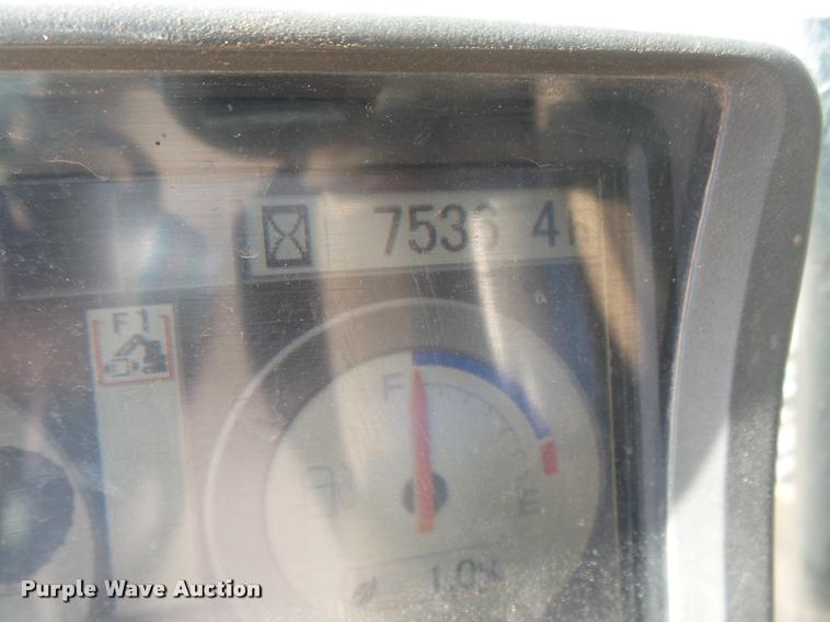 image for item DB0089 2007 John Deere 240D LC excavator