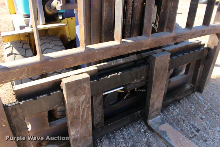 image for item DB0091 Komatsu FG40ZT-7 forklift