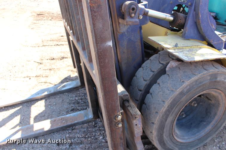 image for item DB0091 Komatsu FG40ZT-7 forklift