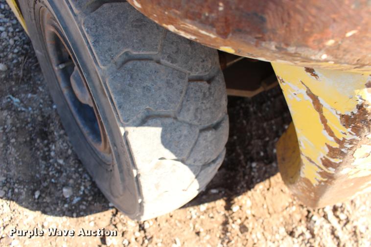 image for item DB0091 Komatsu FG40ZT-7 forklift