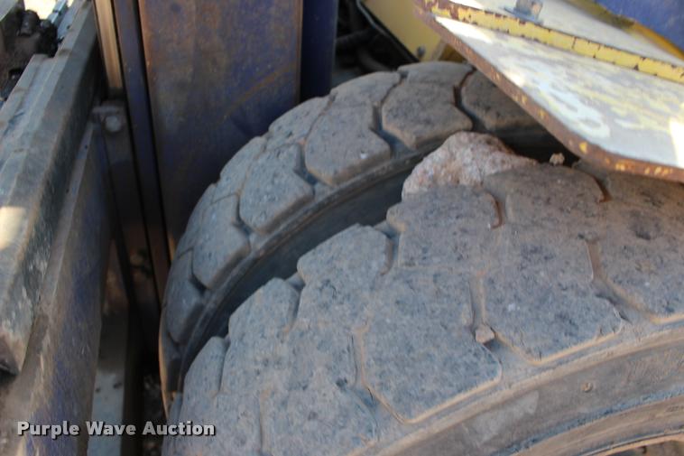 image for item DB0091 Komatsu FG40ZT-7 forklift