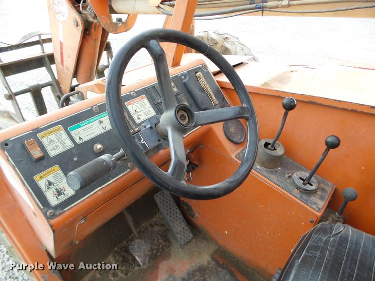 image for item DB0092 2004 Sky Trak 8042 Legacy Series telehandler