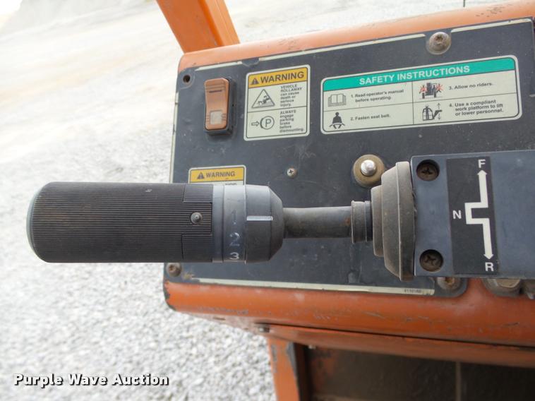 image for item DB0092 2004 Sky Trak 8042 Legacy Series telehandler